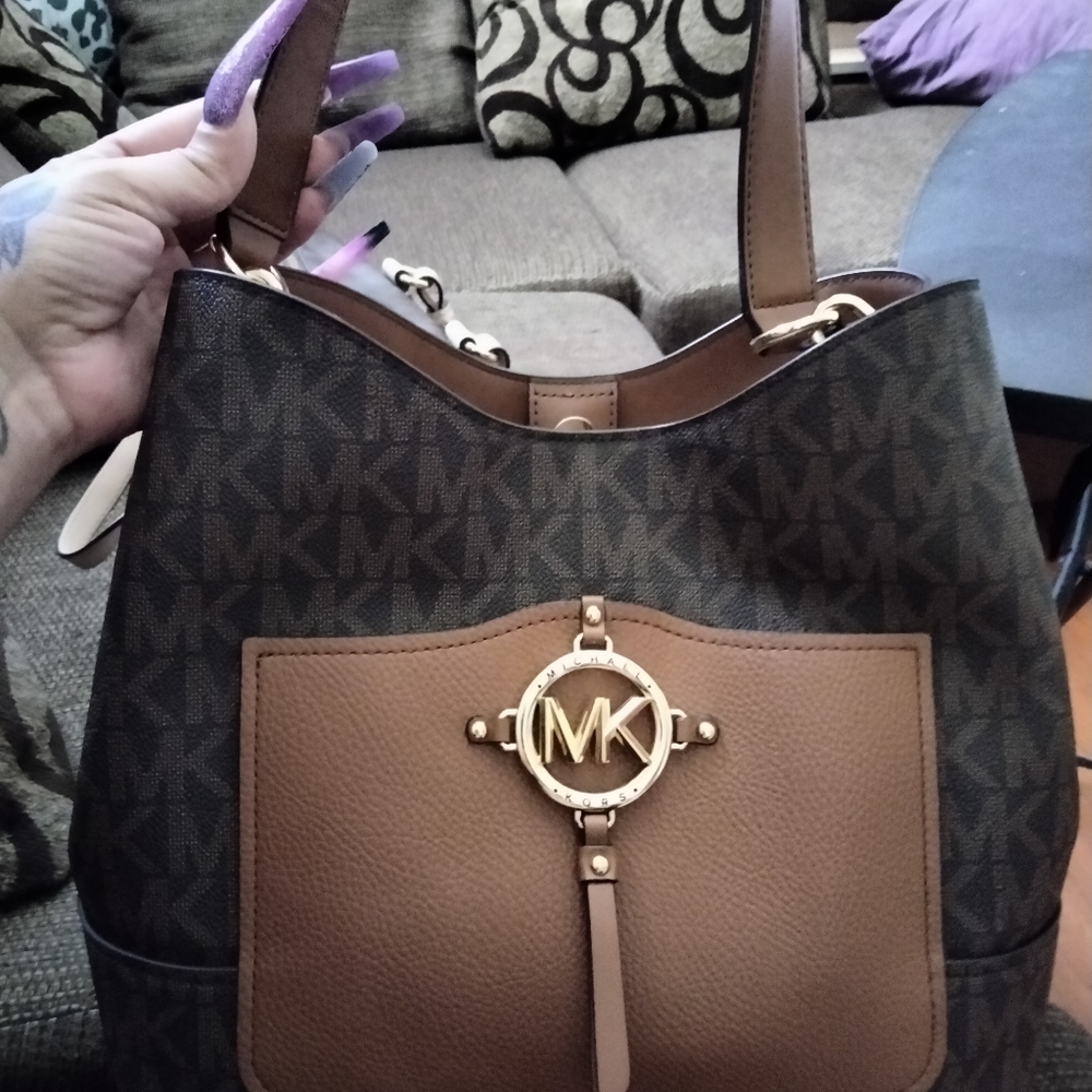 Authentic Micheal Kors handbag